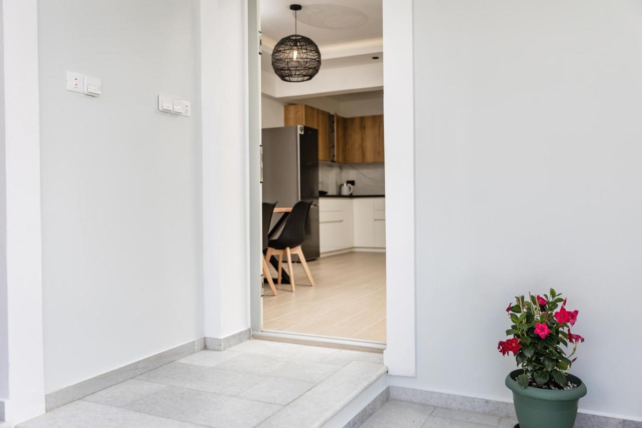 George'S Apartments Naxos City Экстерьер фото